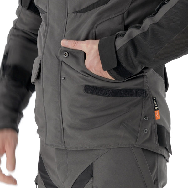 742067_Jacket_Richa_Cyclone 2 Gore-Tex Textile Jacket/742067_09.jpg